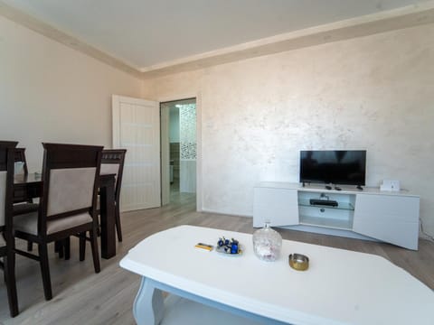 Queen Apartment in Zlatibor District, Serbia