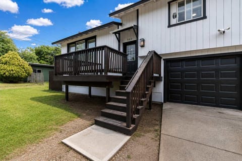 Property building, Garden view