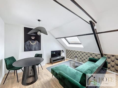 Le Studio Urbain - Appartement Calme au Dernier Étage Apartment in Dunkirk