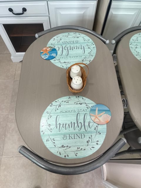 Studio Yunet 1 Apartment in Bayshore Gardens