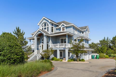 From Sunrise to Sunset House in Corolla