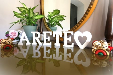 Decorative detail, Text overlay