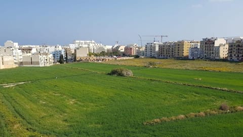 Apartment - Cozy and Modern Apartment in Saint Paul's Bay