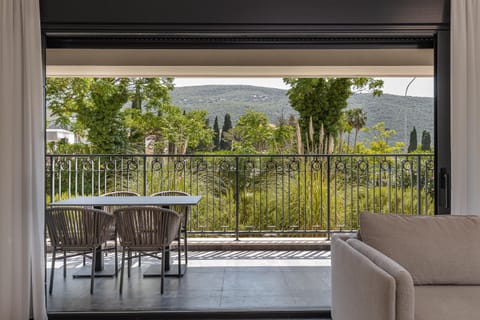 Luxury Apartment Sunscape near Portonovi Apartment in Kotor Municipality