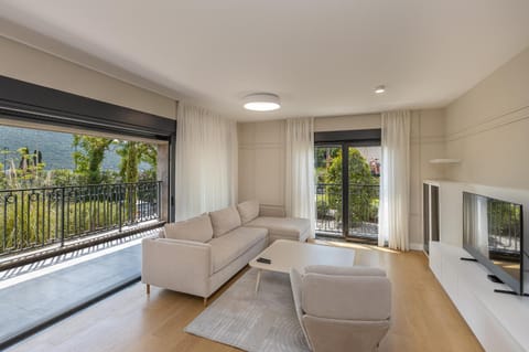 Luxury Apartment Sunscape near Portonovi Apartment in Kotor Municipality