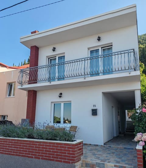 Holiday home Ilijaš with home gym House in Dubrovnik-Neretva County