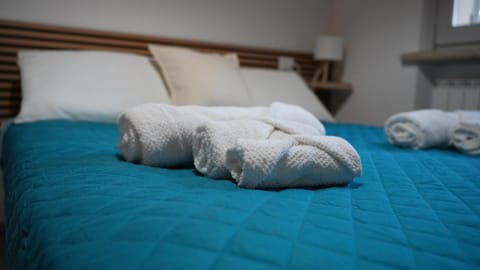 towels, towels