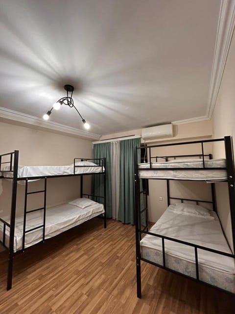 Bed, Photo of the whole room, Bedroom, bunk bed, fireplace
