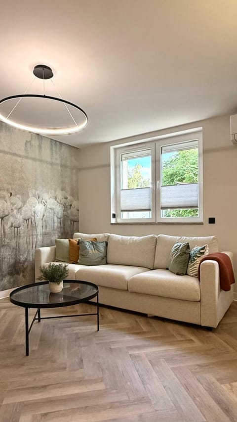 Flamingo - Luxury stay in Brama Portowa Apartment in Szczecin