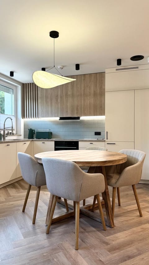 Flamingo - Luxury stay in Brama Portowa Apartment in Szczecin