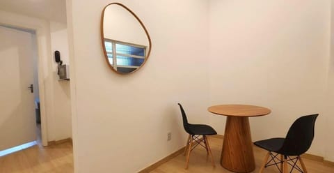 Apartamento Studio Gloria metrô- Glória near subway Apartment in Santa Teresa