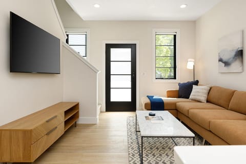 Hamilton Place Hotel in Traverse City