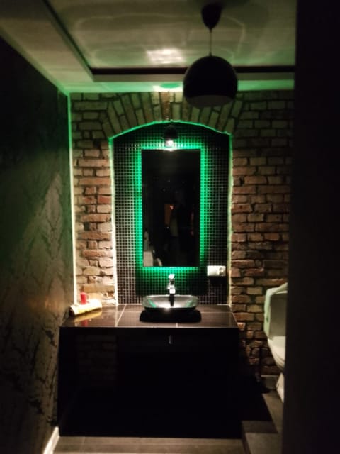 Toilet, Property building, Bathroom, Location, hair dryier, dryer