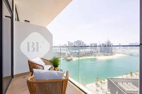 Bloomfield's VistaVibe Stu Al Maryah Island Apartment in Abu Dhabi