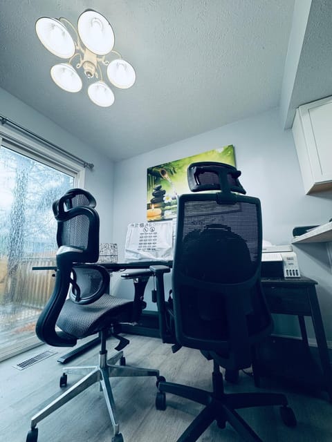 LUXURY 3BR Home Near IU & Downtown House in Bloomington