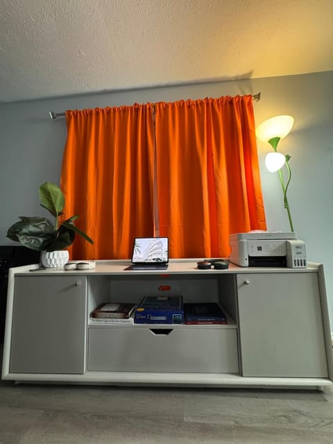 LUXURY 3BR Home Near IU & Downtown House in Bloomington