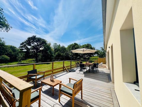 Le Domaine Du Hellen House in Pont-l'Abbé