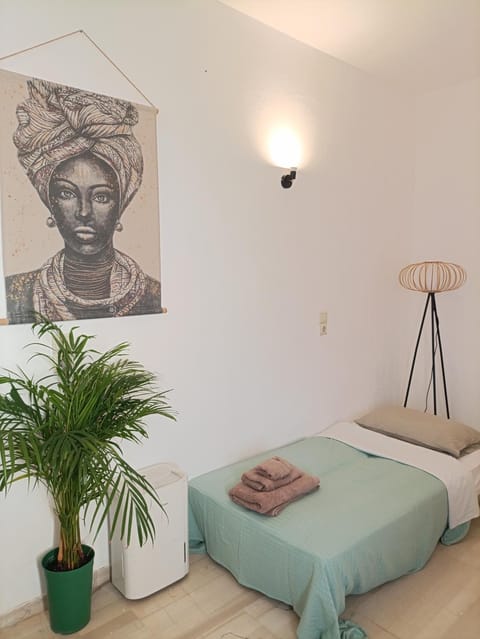 Bed, Decorative detail, Bedroom