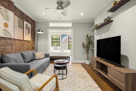 Property building, Seating area