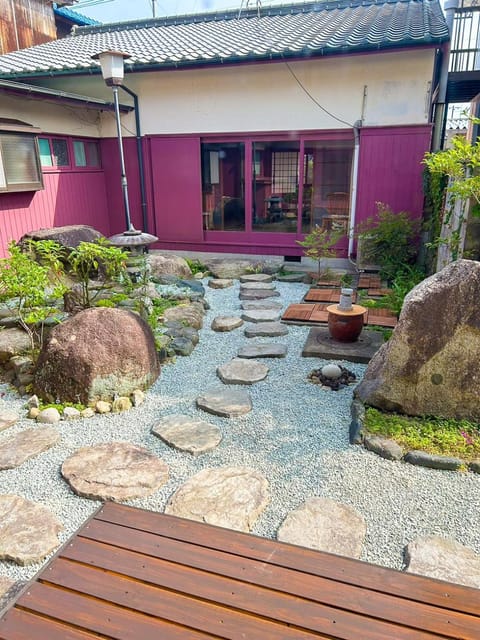 Day, Garden
