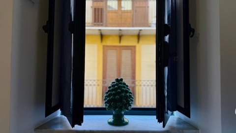 Property building, Decorative detail