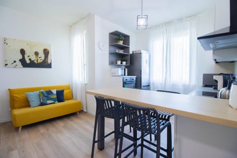 TV and multimedia, Living room, Dining area, kitchen