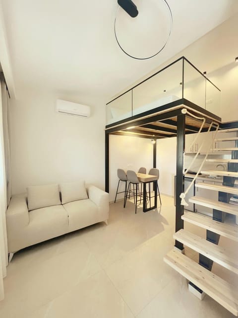 Photo of the whole room, Seating area, Dining area, Bedroom, air conditioner