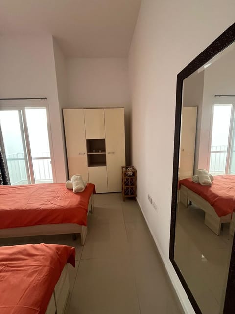 Modern Private Room in Swieqi Shared Flat with Shared Bathroom Vacation rental in Saint Julians