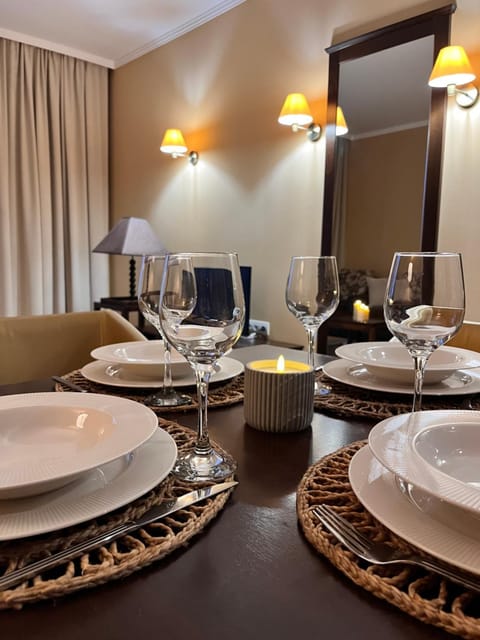 Food and drinks, Dining area