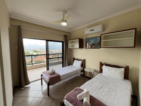 Espaçosa e confortável cobertura em Cabo Frio Apartment in Cabo Frio