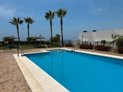 Chulera Beach townhouse sea views House in Costa del Sol