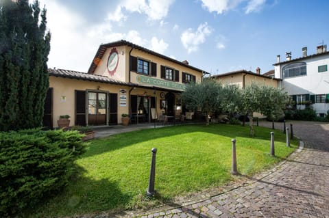 Property building, Day, Garden