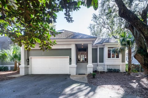 2999 Hidden Oak House in Seabrook Island