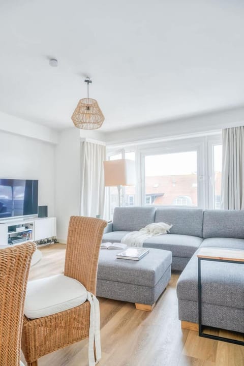 Cozy Apartment nearby the sea Apartment in Knokke-Heist