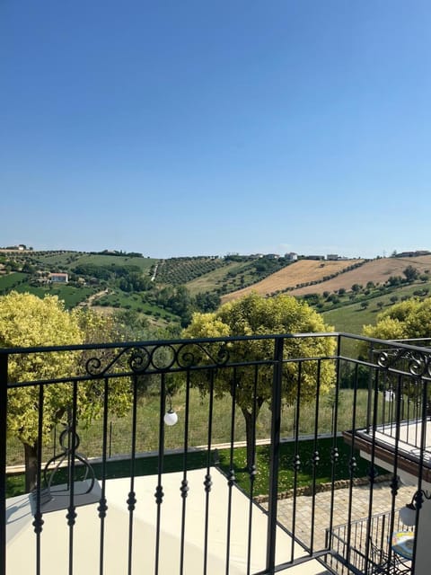 Natural landscape, View (from property/room), Balcony/Terrace, Garden view
