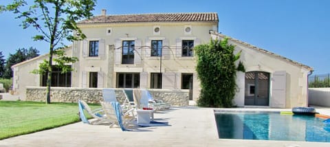 Property building, sunbed