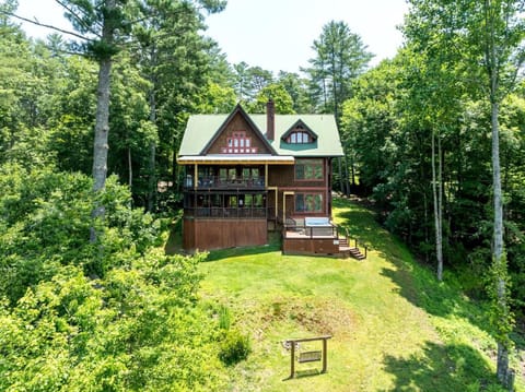 Luxury Three-Story Riverfront Cabin Rental for Groups in Blue Ridge Region of Georgia Cabin in Georgia