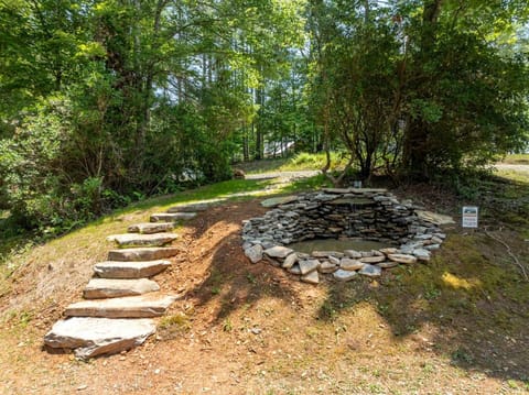 Luxury Three-Story Riverfront Cabin Rental for Groups in Blue Ridge Region of Georgia Cabin in Georgia