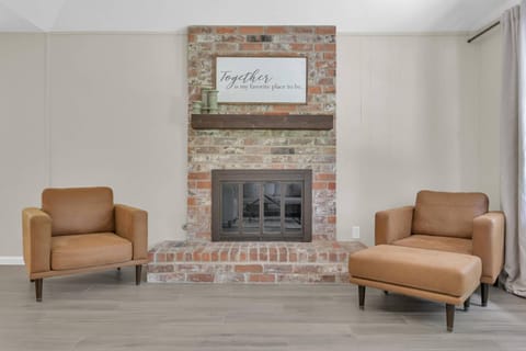 Glen Loch Dr House in The Woodlands