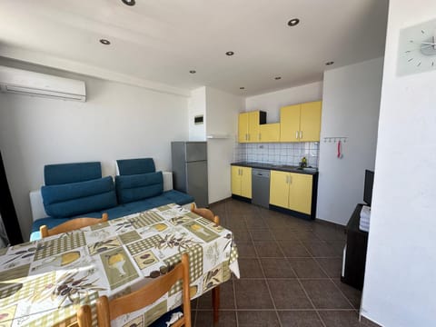 Villa M, ground floor Apartment for 4 persons Apartment in Lika-Senj County