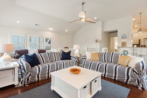 Hidden Gem House in Corolla