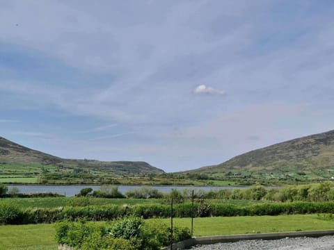 Day, Natural landscape, Garden, Lake view, Mountain view