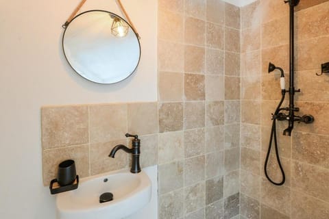 Flat village Saint-Paul-de-Vence 4P Apartment in Saint Paul de Vence