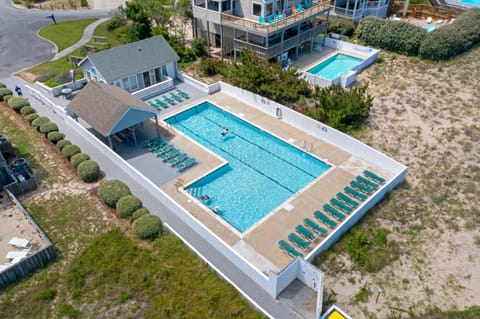 Rest-A-Shore House in Corolla