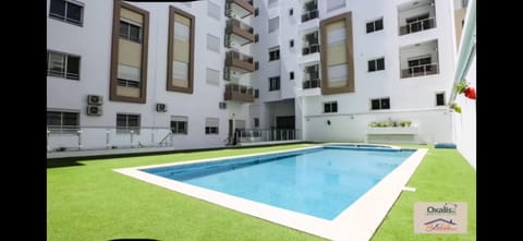 Property building, Pool view, Swimming pool, Swimming pool