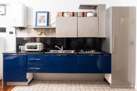 Kitchen or kitchenette, Kitchen or kitchenette, stove