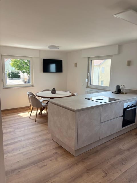 TV and multimedia, Dining area