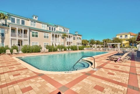 Village at Blue Mtn Beach 723 close to beach located in 30A House in South Walton County