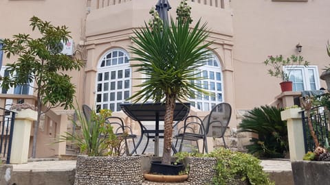 Property building, Balcony/Terrace