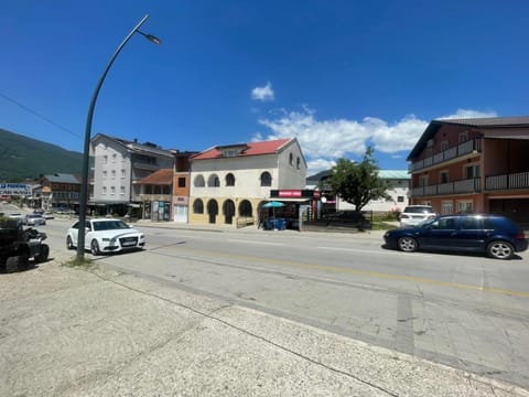 Property building, City view, Street view, Location, Parking